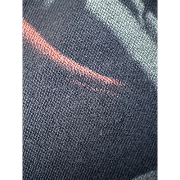 Vintage Anvil Liquid Blue Paper Tag Black 2008 Red Skull Pile Graphic Tee XL - Picture 8 of 16